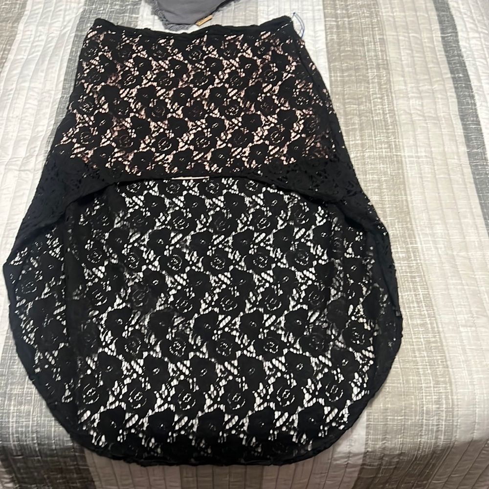 Lacey skirt